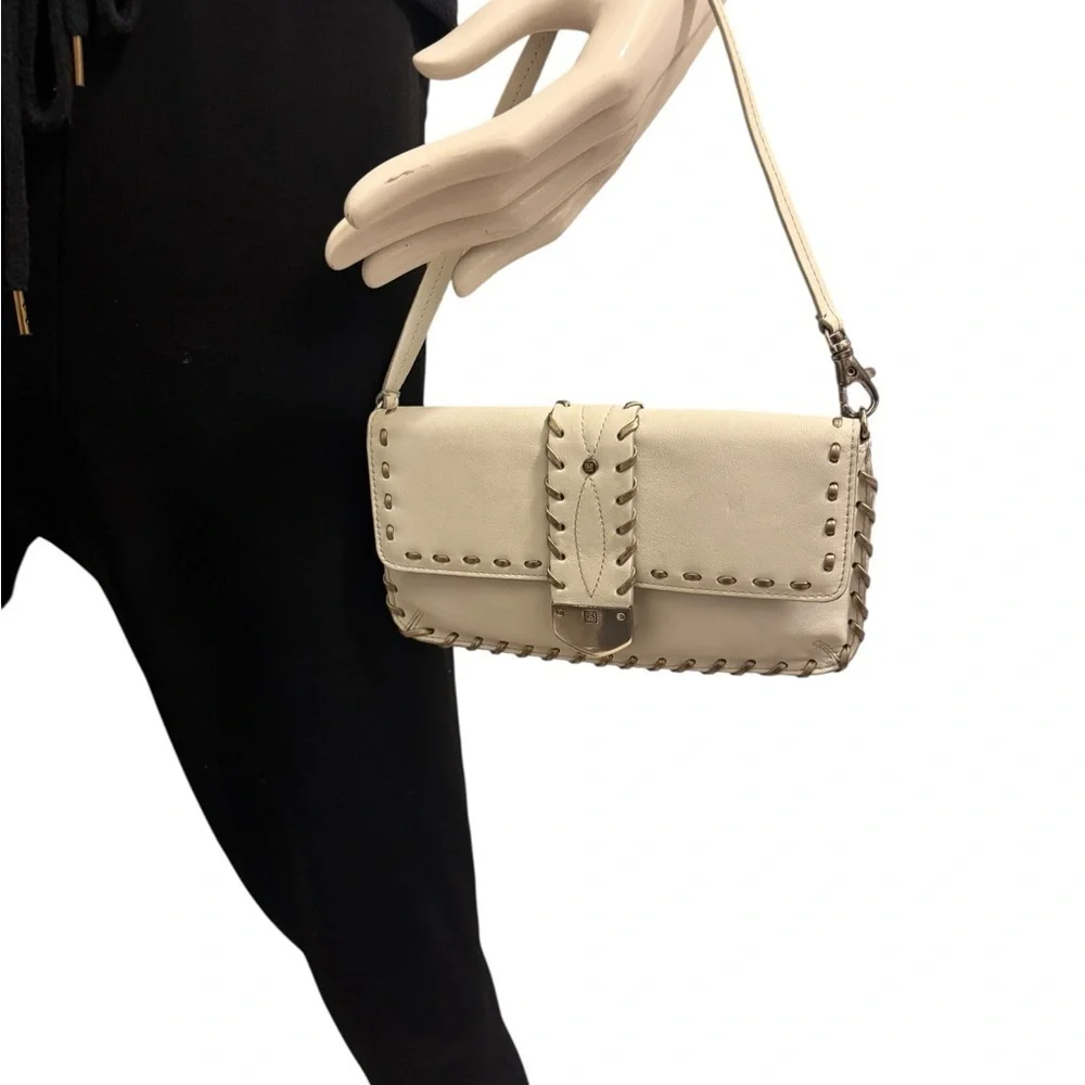 Micheal kors Stylish White Leather Women's Bag